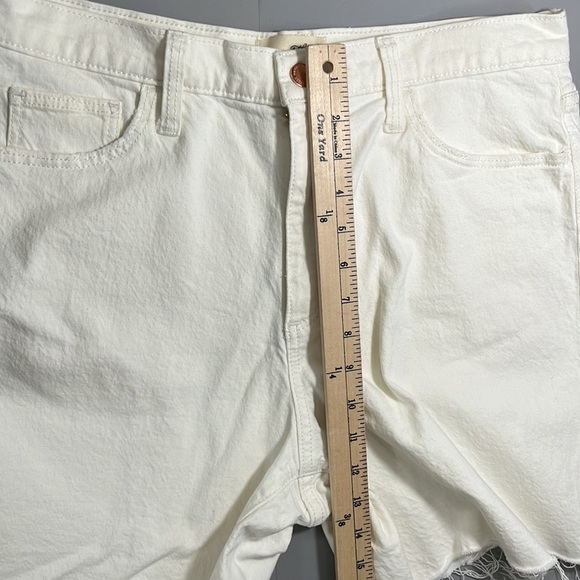 Universal Thread white vintage Bermuda shorts women’s size 12 - Picture 5 of 8